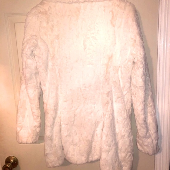 ❌❌SOLD Bebe faux fur jacket❌❌ - Picture 2 of 6